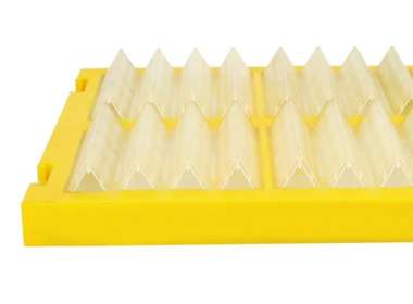 What factors will cause the polyurethane screen to wear too quickly?