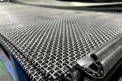 How to Choose High-Quality Manganese Steel Mesh？