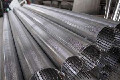 Why is the stainless steel slot screen more suitable for coal washing plants?