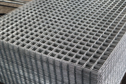 Applications of Corrosion-Resistant Stainless Steel Woven Mesh in Wastewater Treatment