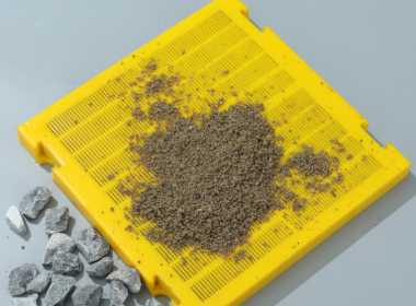 Physical Properties of Polyurethane Screens in Extreme Temperatures and Environments