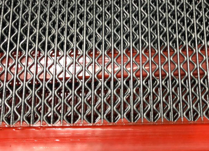 Triangle Self Cleaning Screen