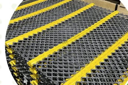 High-Carbon Steel Self-Cleaning Screen: Tensile Strength and Heat Treatment Hardening process