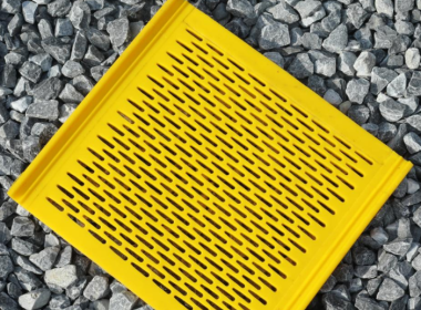 Quality Standard Requirements and Dewatering Performance of Polyurethane Flip-Flow Screen Panels