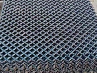 Why Welded Screens Outperform Woven <font color=