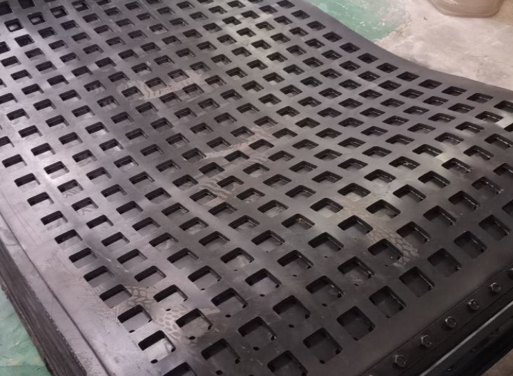 Tensioned Rubber Screen