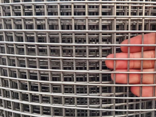 Why Welded Stainless Steel Screens are the Real Fix for Harsh, Corrosive Jobs