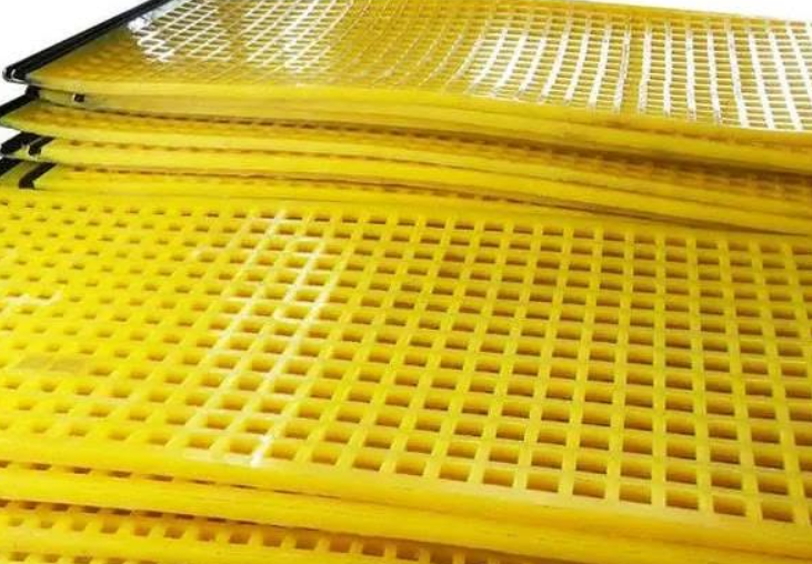 Selection Recommendations for Polyurethane Screen Panels in the Screening of High-Viscosity Laterite Ore