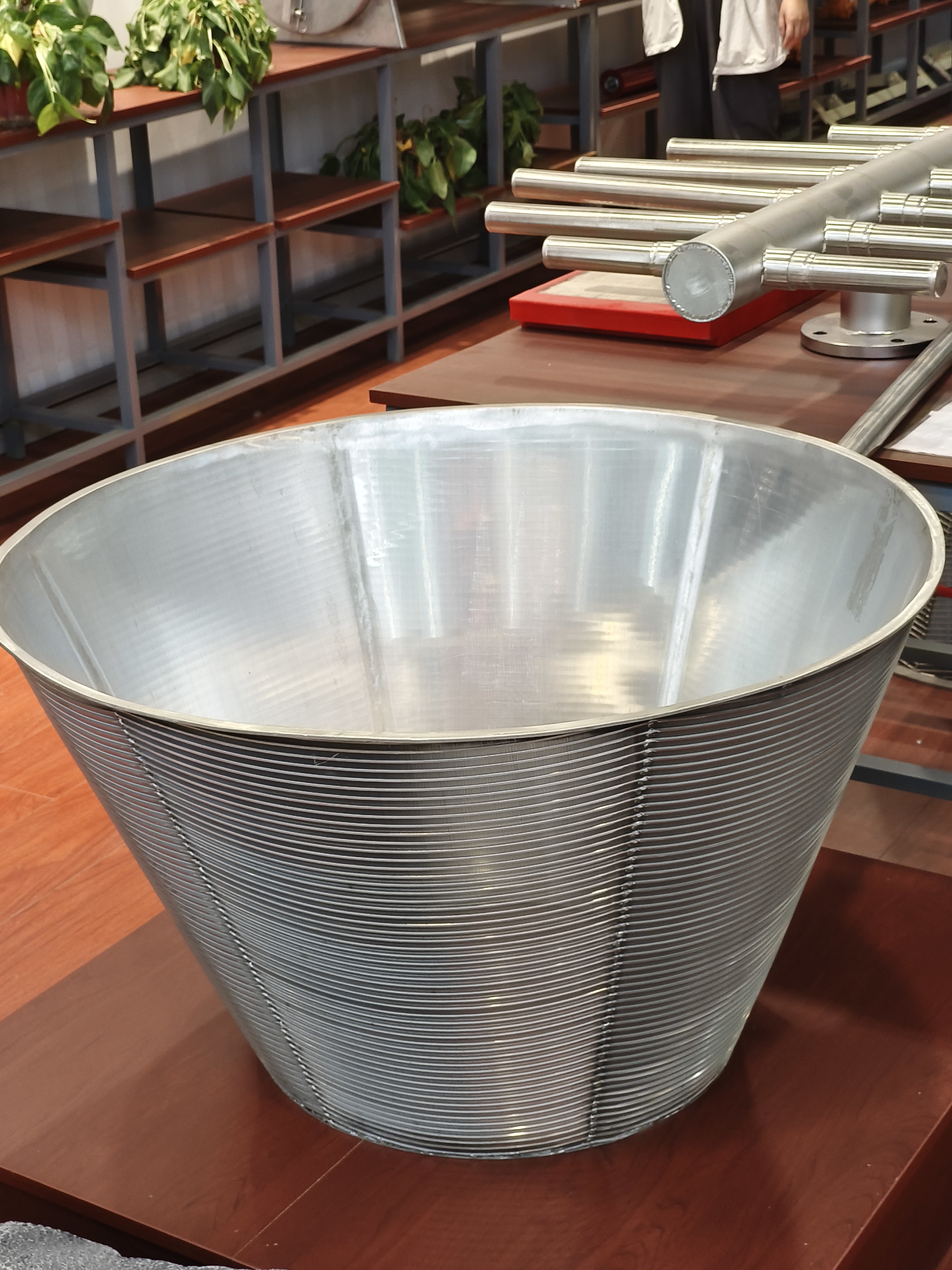 Application of Wedge Wire Cylinder Rotary Screen in Rotary Dewatering Processes