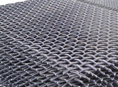 Salt spray corrosion testing and anti-rust coating design for welded screens
