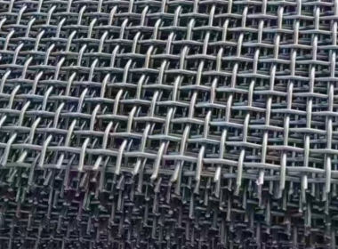 Guide to Capacity Matching and Selection of Woven Screens for Aggregate Screening Production