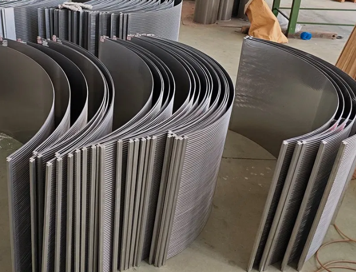 A Practical Guide for ‌Choosing 316L Stainless Steel Wedge Wire Screens for Extreme Conditions‌