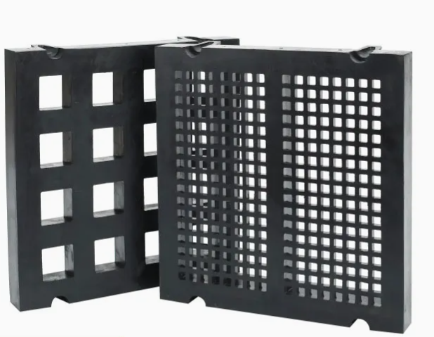 No More Clogged Decks: Anti-Adhesion Rubber Screen Mesh for Wet Sticky Material‌
