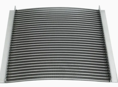 Selecting Wear-Resistant Wedge Wire Screens for Iron Ore Dewatering