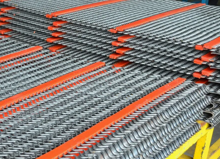 Principle of Independent Vibration Frequency and On-Site Commissioning Adjustment for Self-Cleaning Screens‌