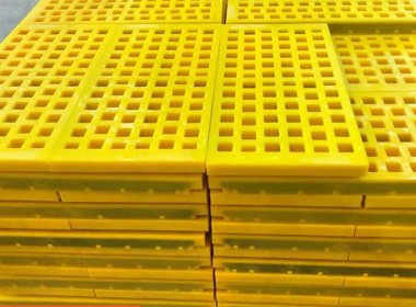 Material Analysis of Oil-, Acid-, and Alkali-Resistant Polyurethane Screen Panels‌