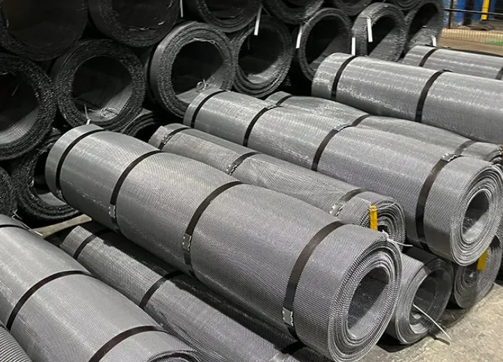 Anti-clogging Design and Selection Recommendations for Metal Woven Screens Handling Cohesive Materials such as Bauxite‌