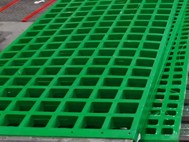 Wear-resistant design of polyurethane panels for media recovery and dewatering stages in coal preparation‌