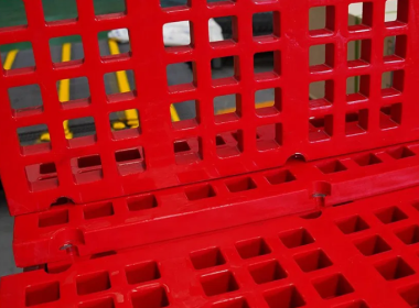 Causes of Bonding Failure Between Polyurethane and Steel Framework in Polyurethane Panels and Improving Methods