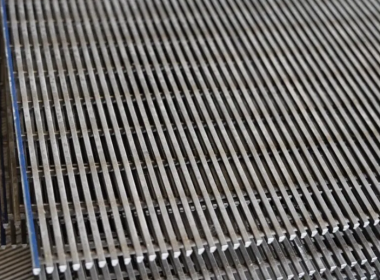 How to Choose and Keep Wedge Wire Screens Running for Slurry Processing