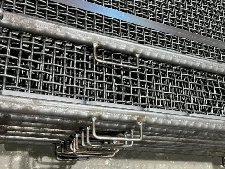 Woven wire mesh