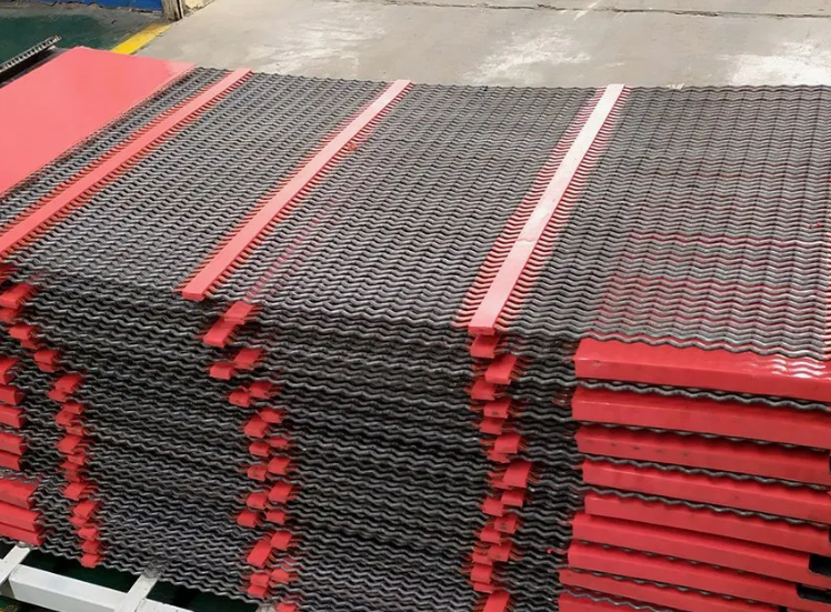Self-Cleaning Screen