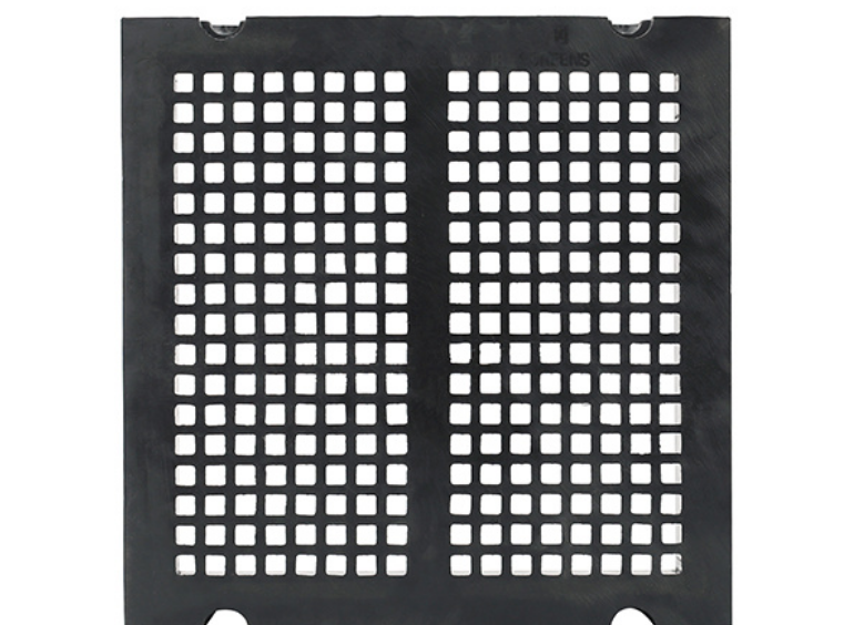 Testing of UV Aging Resistance of Rubber Screen Panels for Open-Pit Mines