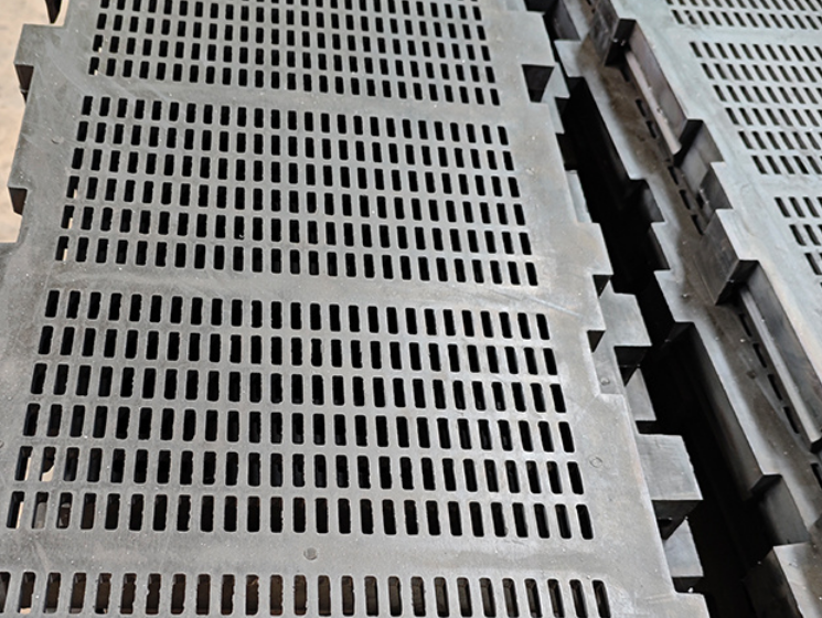 Rubber Screen