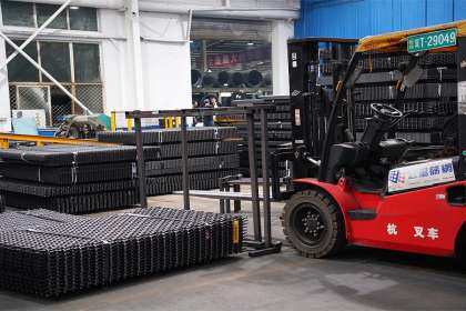 Why Welded Screens Outperform Woven Wire Screens in Mining Applications
