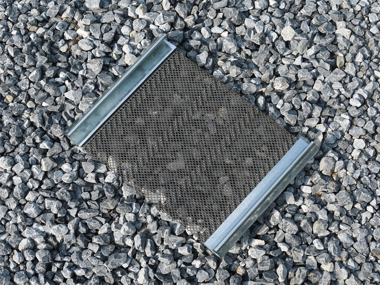 Self-Cleaning Screen Mesh