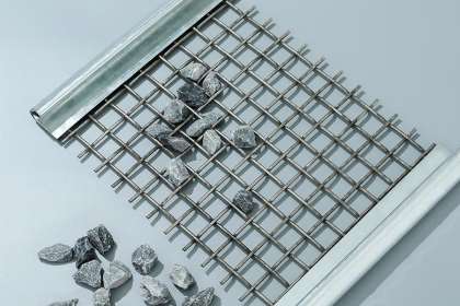 Guide to Selecting Woven Wire Mesh: Balancing Strength, Open Area, and Service Life‌