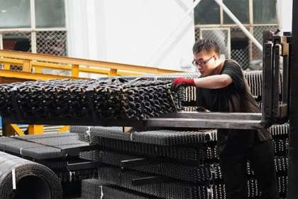 Selection and Wear Cycle of Woven Metal Screens for Tin Ore Processing Plants
