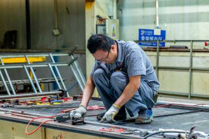 How to Balance Aperture Size and Strength for Metal Woven Screens in Coarse Screening‌