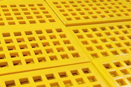Prediction of Polyurethane Screen Panel Replacement Cycle...