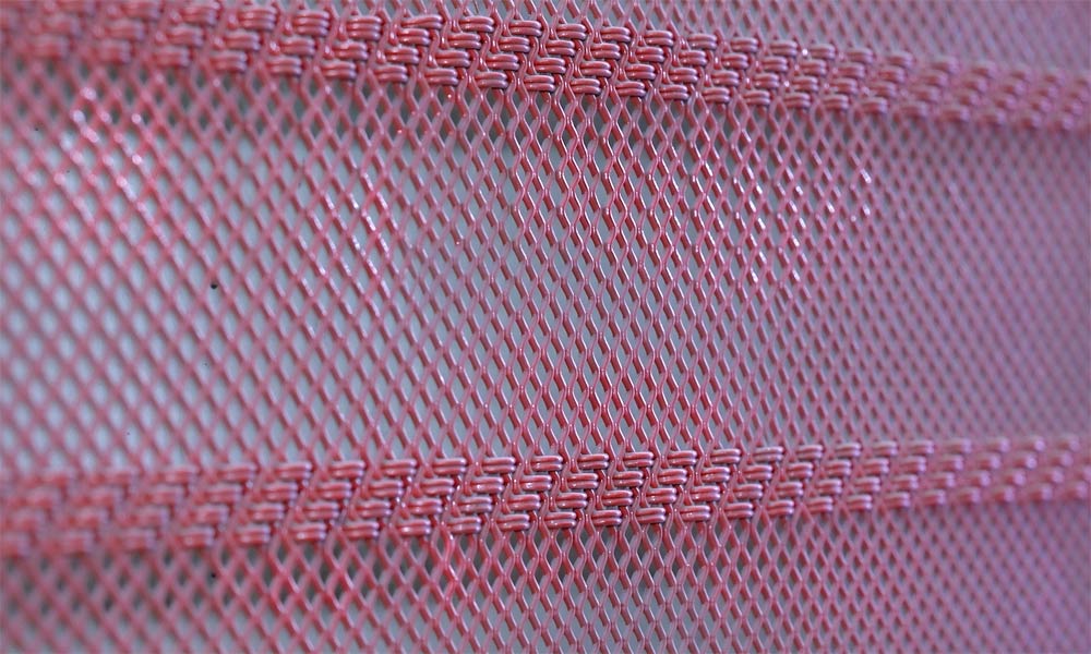 Self-Cleaning Screen