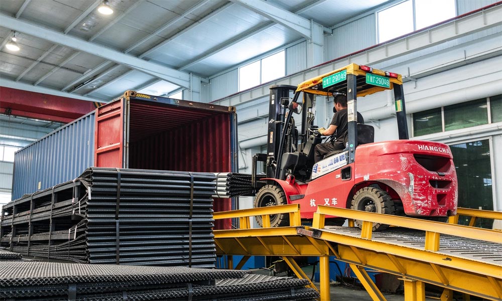 Abrasion Resistant Square Opening Woven Screen for Heavy-Duty Mine Screening