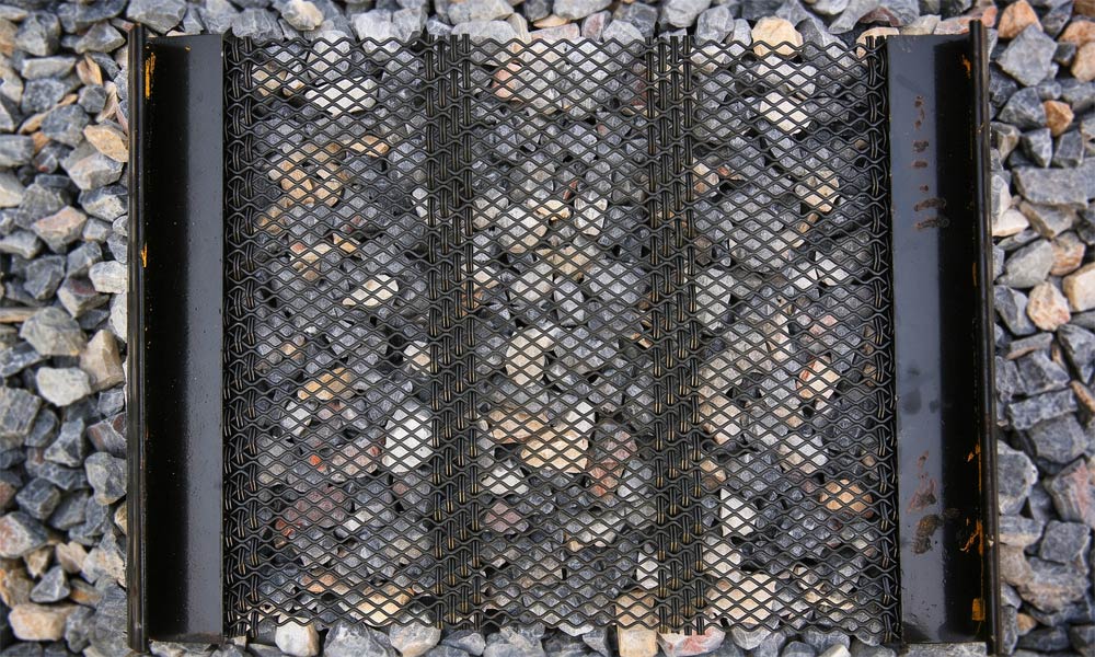 Complete Selection Guide for Industrial Screen Media in Mining and Quarry